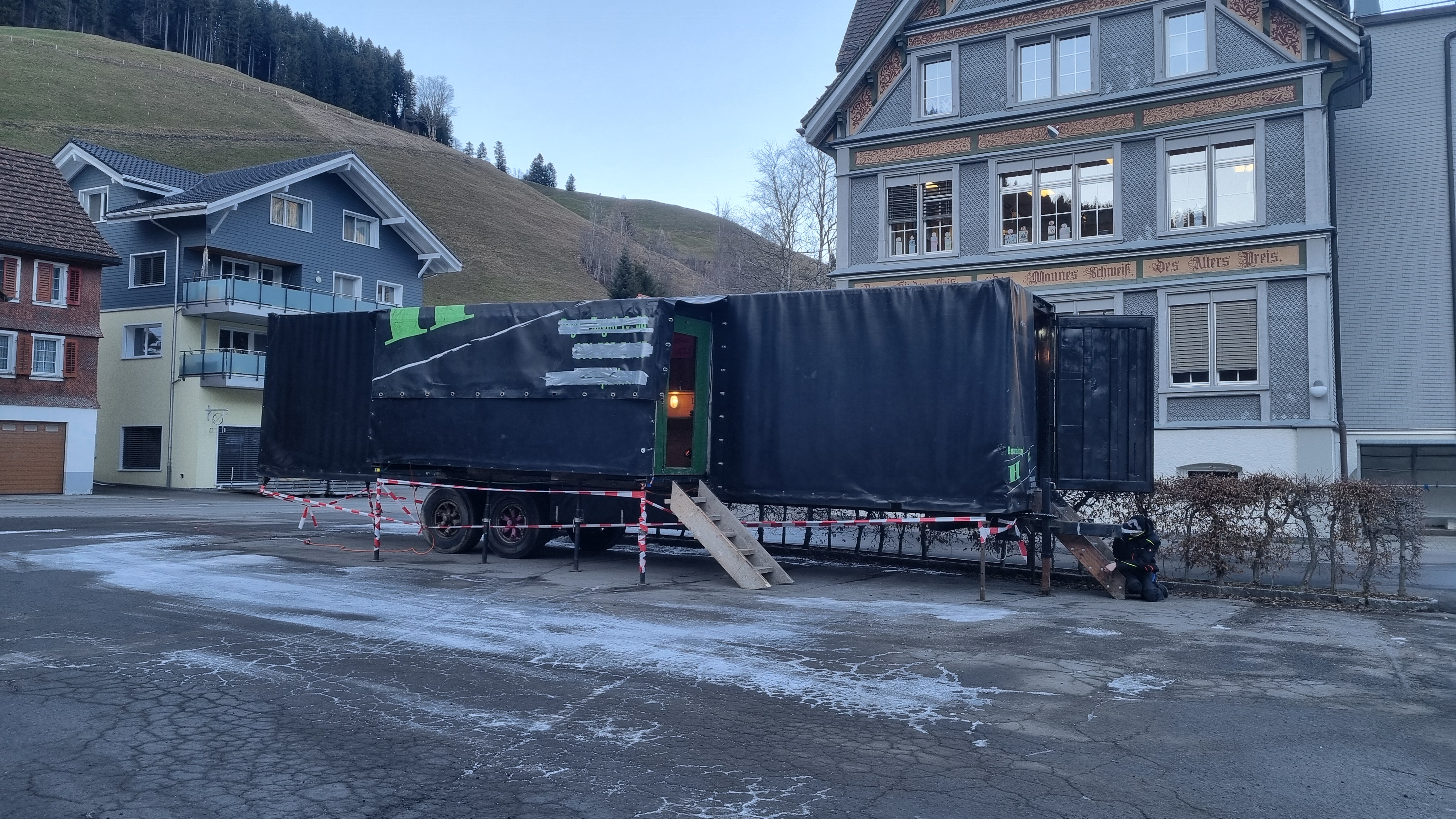 Barwagen im Abendlicht