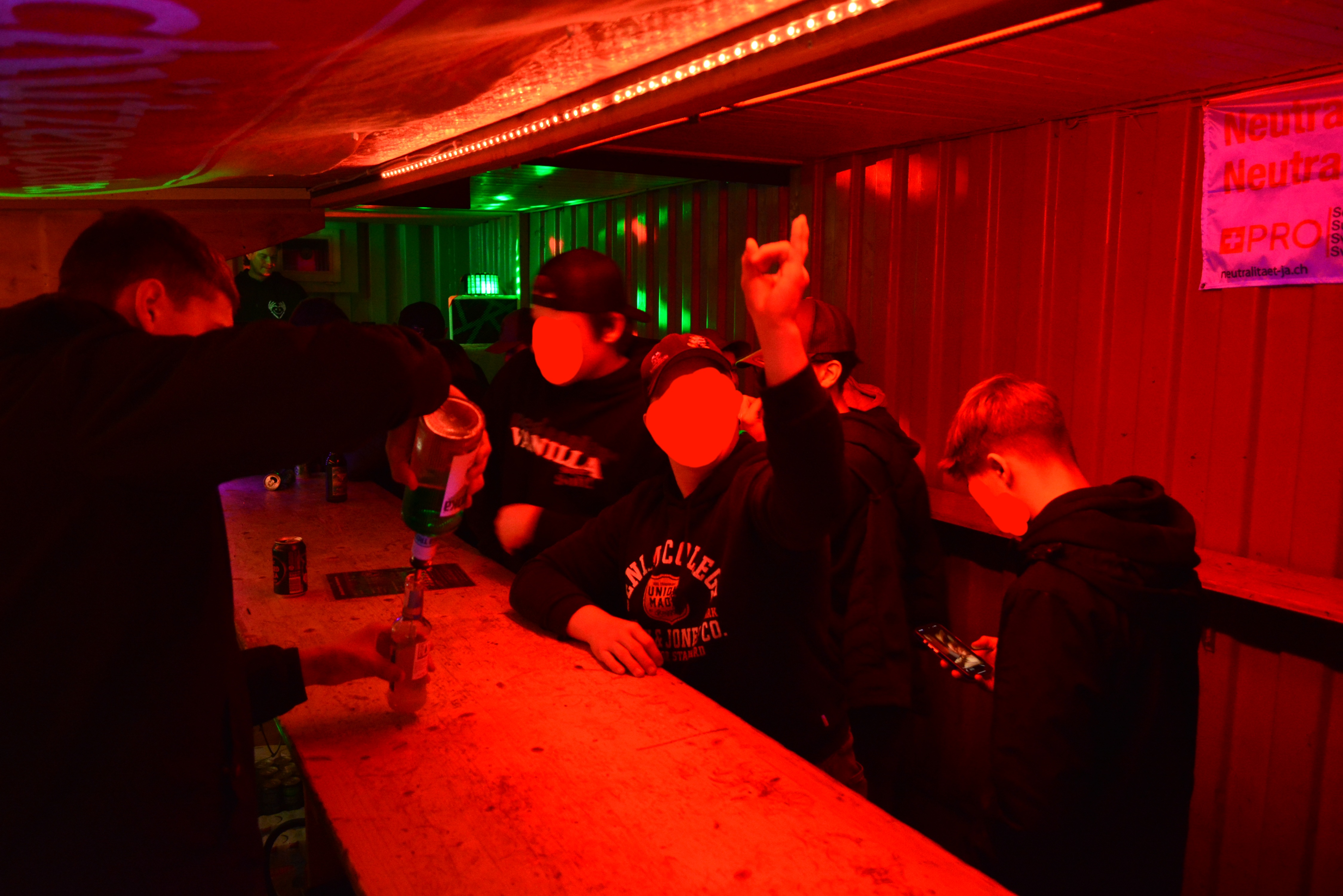 Innenraum des Barwagens